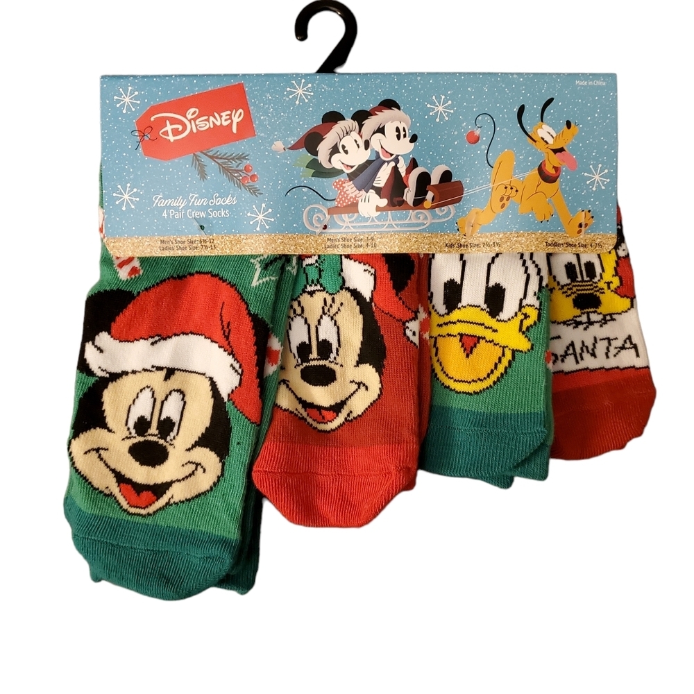 Disney Family Fun Mickey & Friends Christmas‎ Crew Socks 4 Pairs New